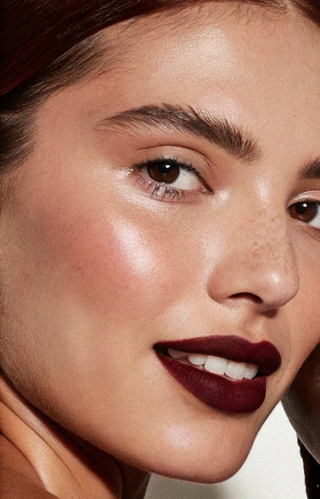 SASSENCE is a clean, vegan skincare brand rooted in plant-based wellness, offering high-performance facial serums and oils designed to nourish, balance, and rejuvenate every skin type—oily, dry, combination, and sensitive. Crafted for the conscious beauty lover, our cruelty-free, gluten-free, and nut-free formulations support skin health and a naturally radiant glow. Inspired by a lifestyle of minimalism, self-care, and natural confidence, SASSENCE blends ethical skincare with daily rituals to enhance your 